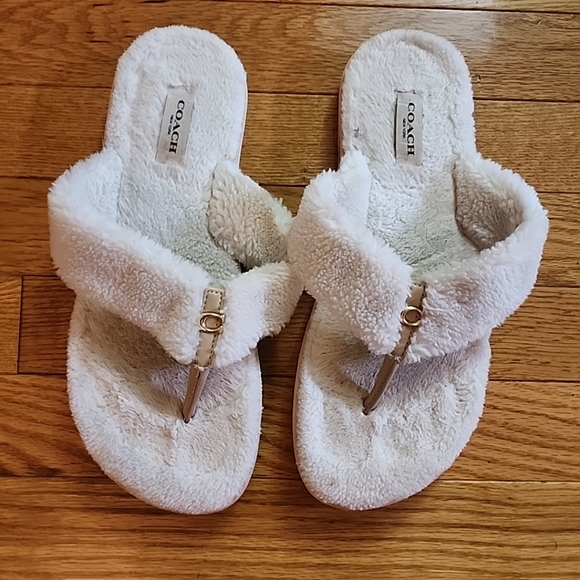 COACH HAMILTON FAUX FUR THONG SANDALS - Picture 1 of 8